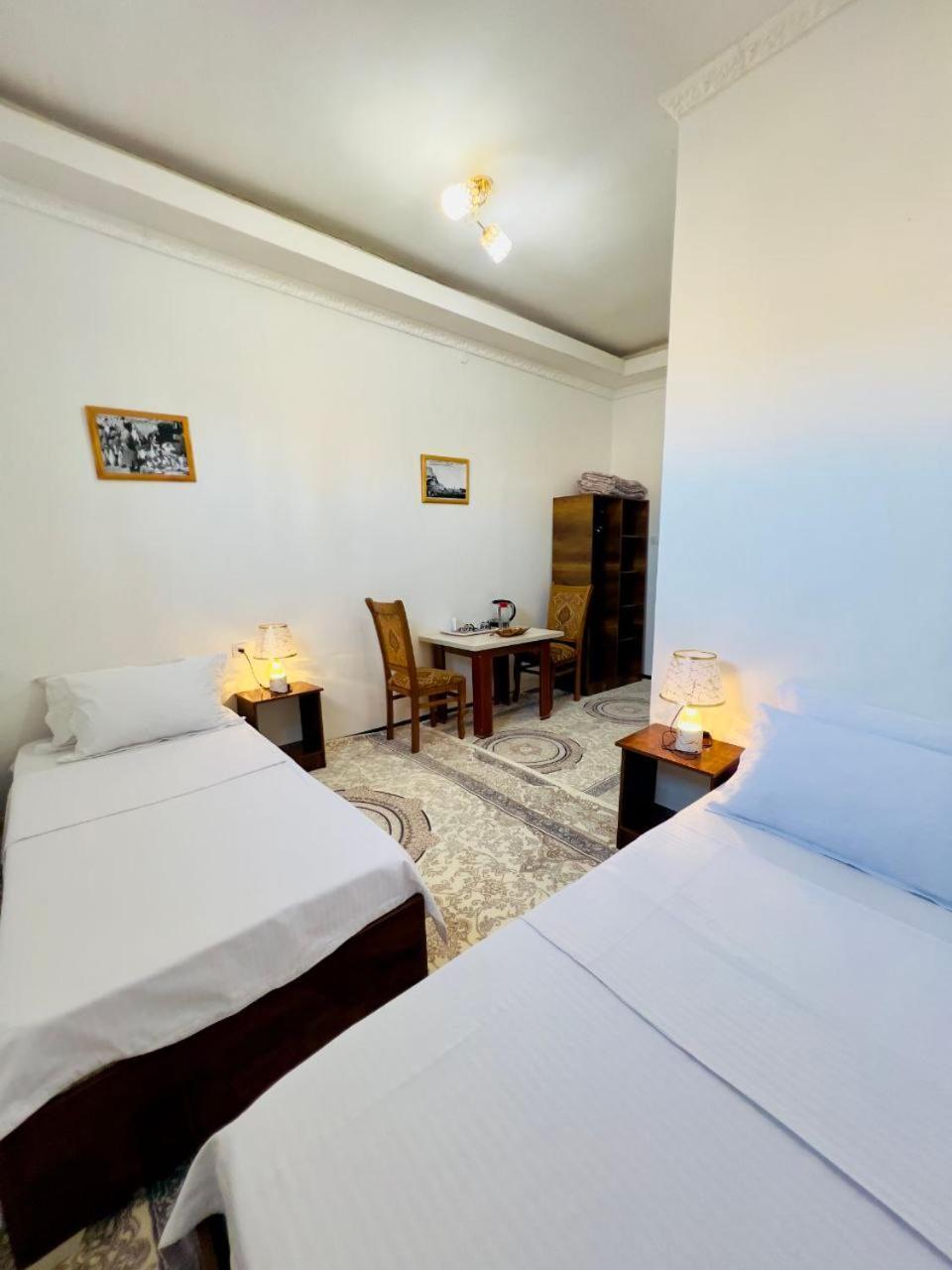 Gold Khiva Bed & Breakfast Bagian luar foto