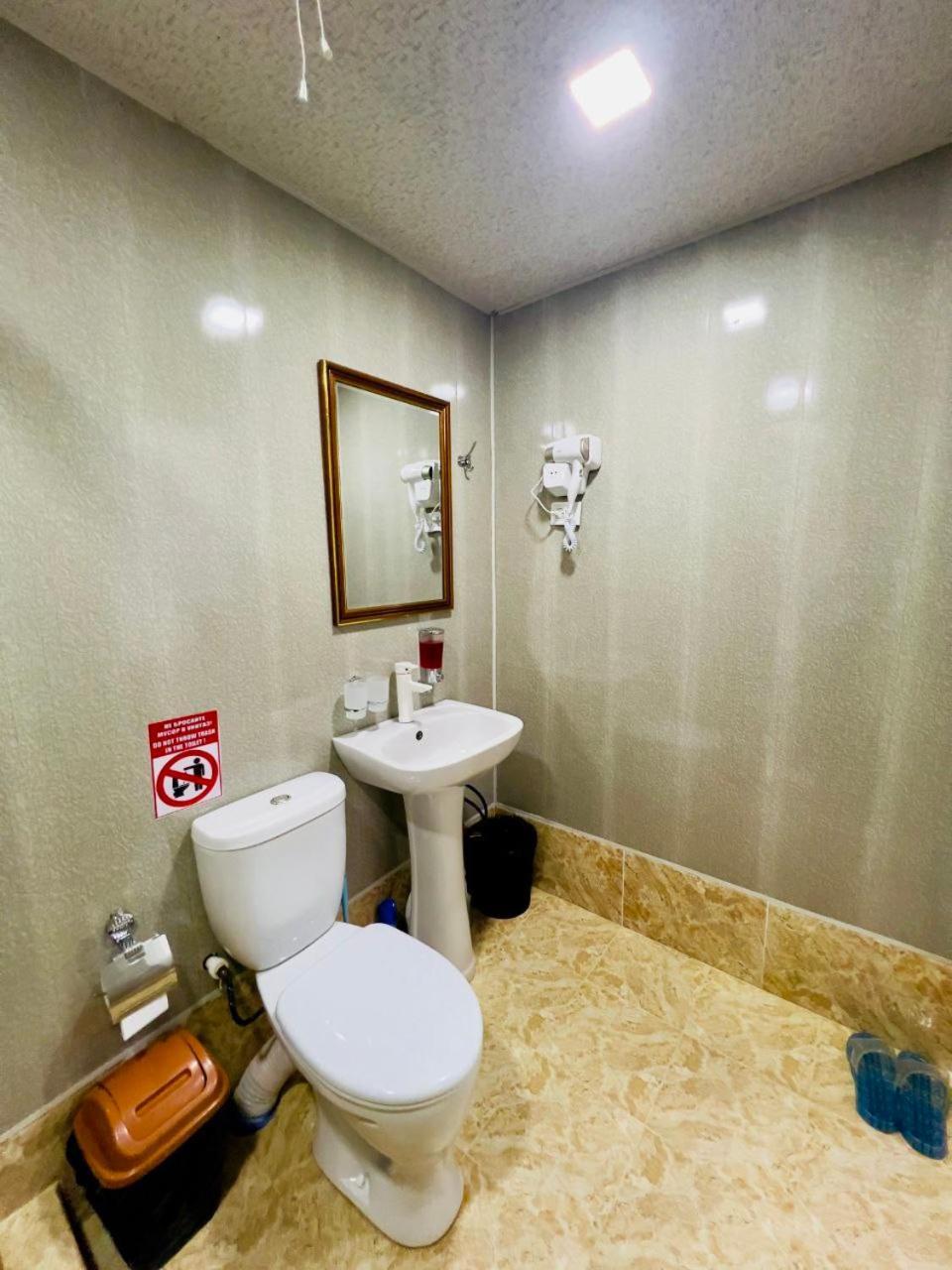 Gold Khiva Bed & Breakfast Bagian luar foto