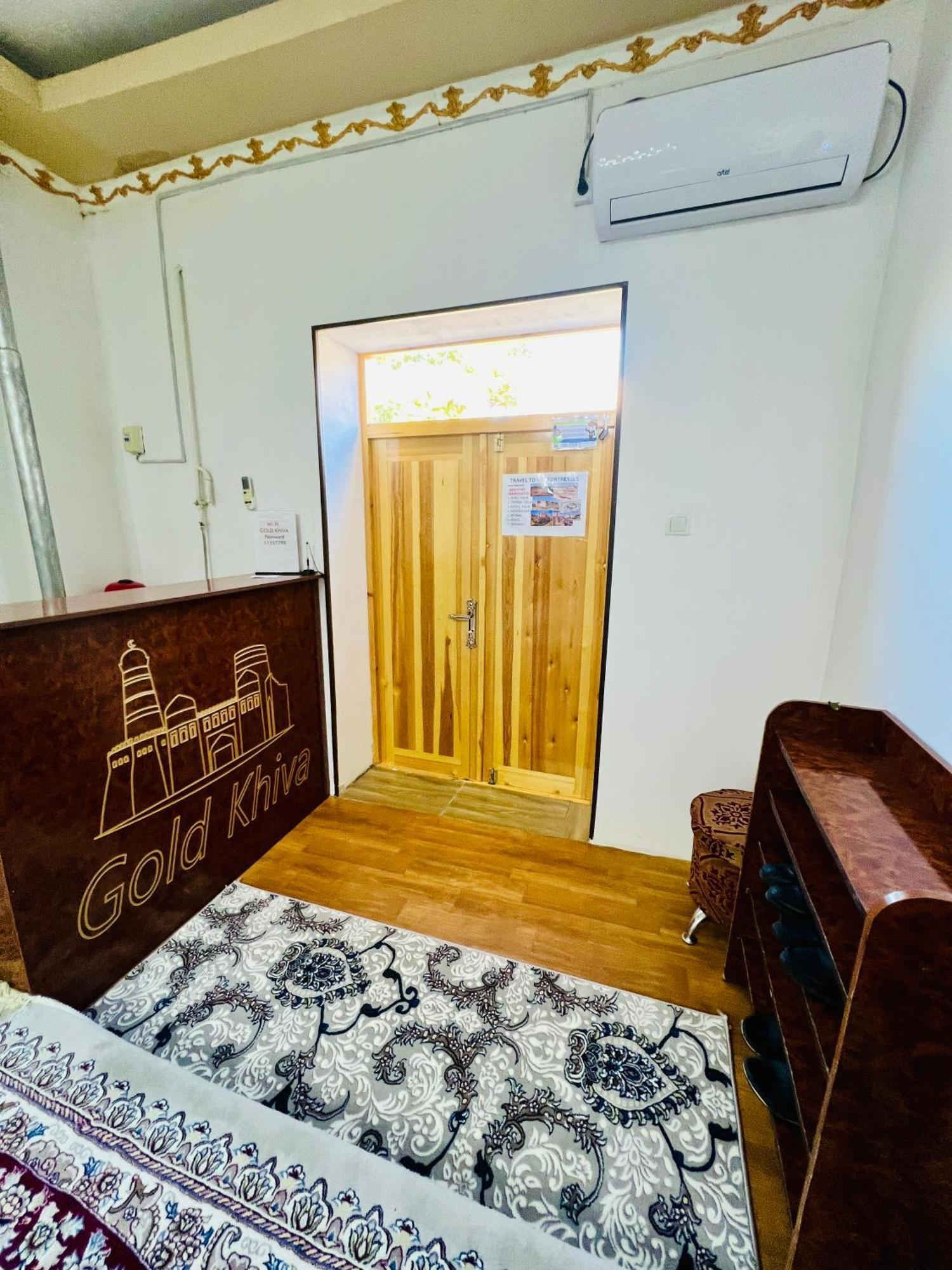 Gold Khiva Bed & Breakfast Bagian luar foto