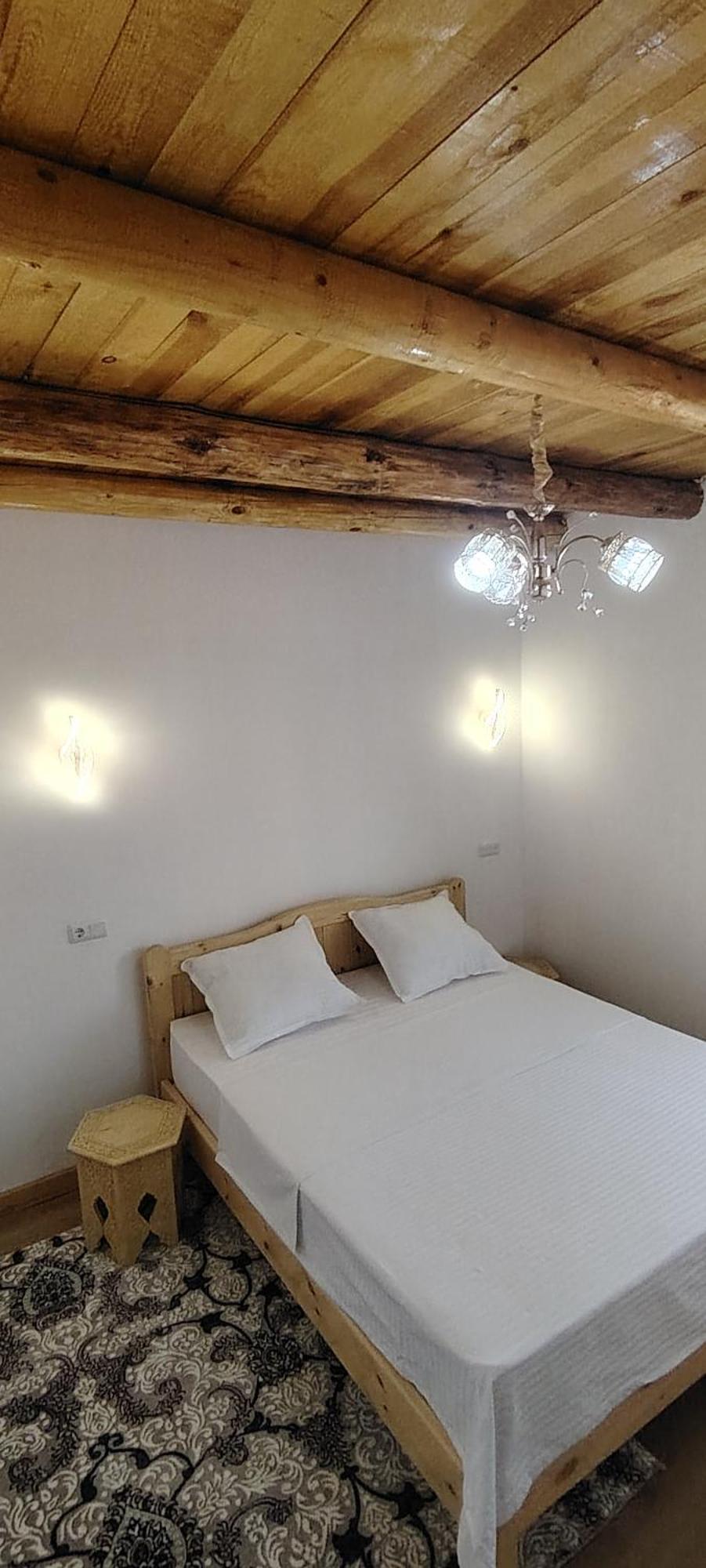 Gold Khiva Bed & Breakfast Bagian luar foto